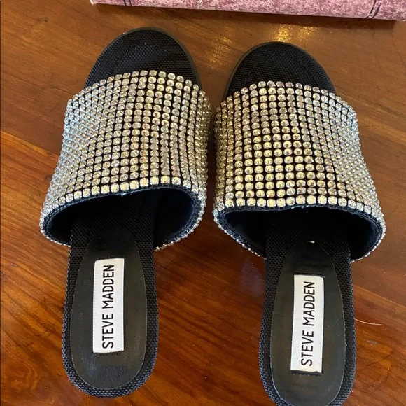 Steve Madden Veera in Black & Rhinestone - Picture 5 of 8